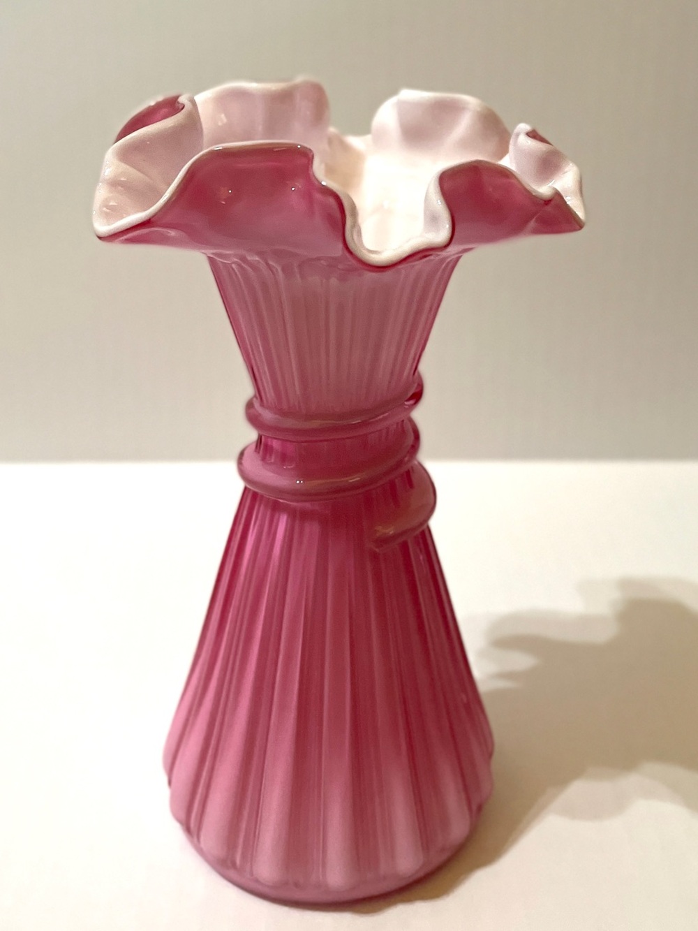 Fenton Wheat Stack Cornshock Vase Wild Rose Ruffled Rim Wheat Stack Ribbed Body - Picture 5 of 15